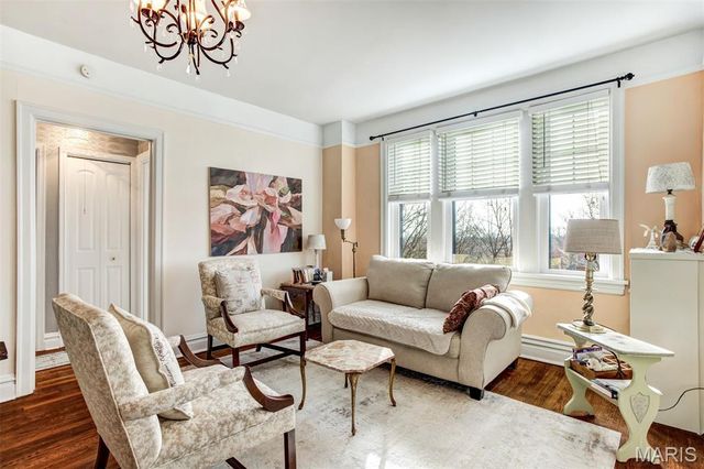 3438 Russell Boulevard 604, St Louis, MO 63104