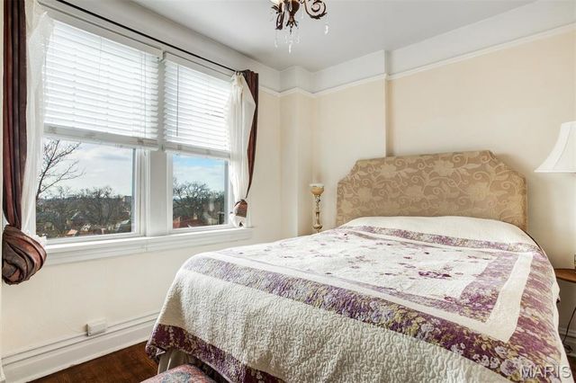 3438 Russell Boulevard 604, St Louis, MO 63104