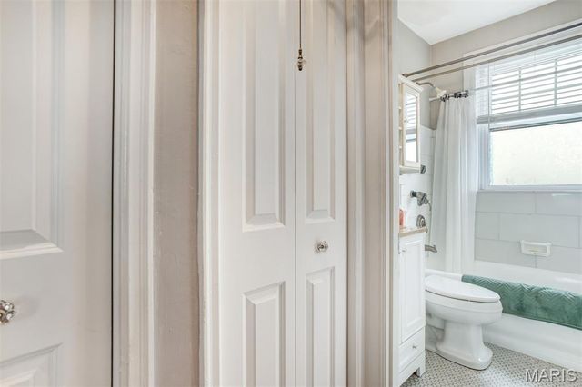 3438 Russell Boulevard 604, St Louis, MO 63104