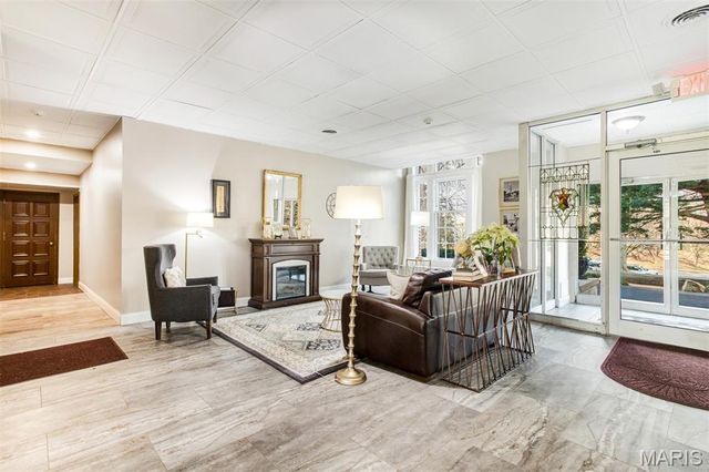 3438 Russell Boulevard 604, St Louis, MO 63104