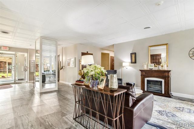 3438 Russell Boulevard 604, St Louis, MO 63104