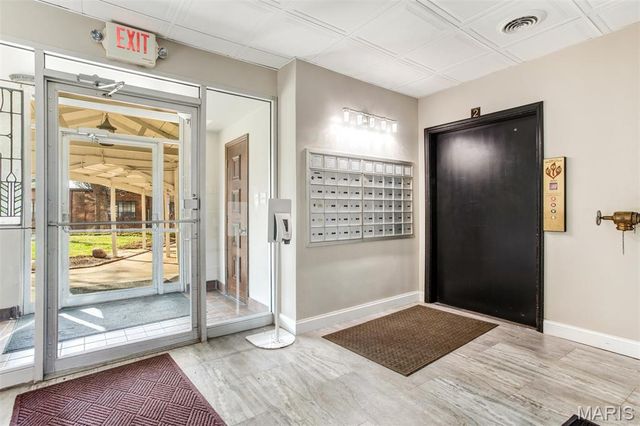 3438 Russell Boulevard 604, St Louis, MO 63104