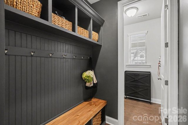 17005 Luvera Lane, Charlotte, NC 28278