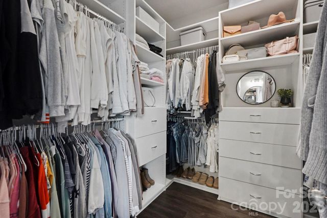 17005 Luvera Lane, Charlotte, NC 28278