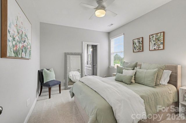 17005 Luvera Lane, Charlotte, NC 28278