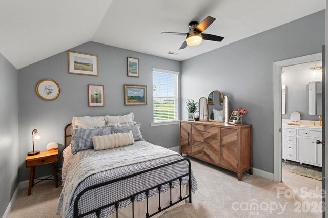 17005 Luvera Lane, Charlotte, NC 28278