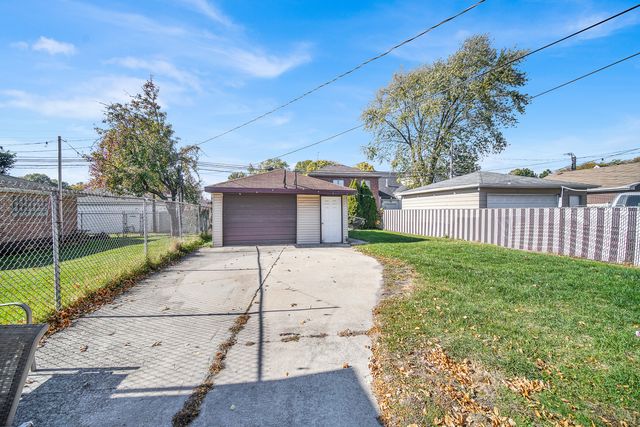 10322 S CENTRAL PARK Avenue, Chicago, IL 60655