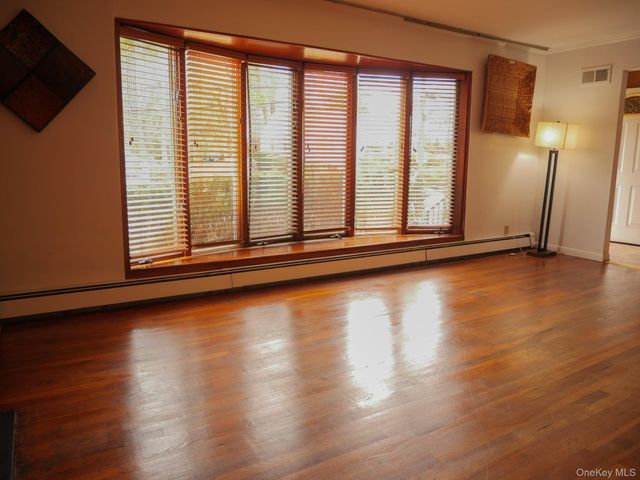 50 Kent Road, White Plains, NY 10603