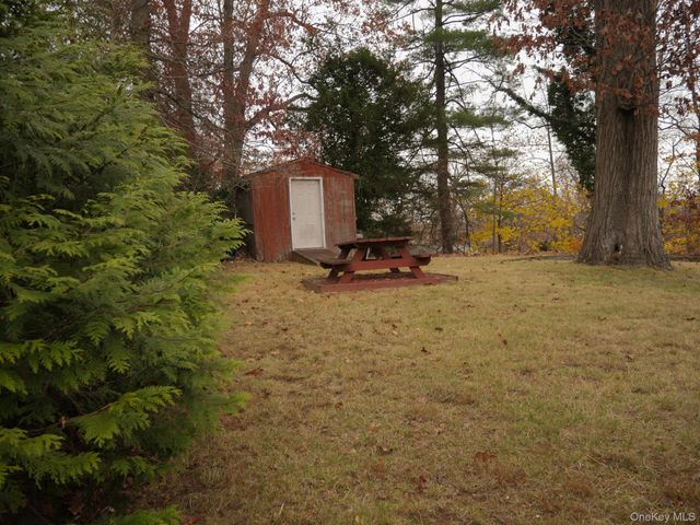 50 Kent Road, White Plains, NY 10603