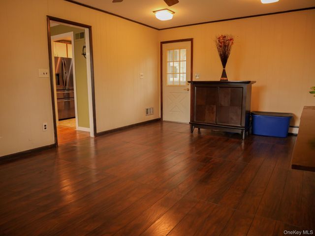 50 Kent Road, White Plains, NY 10603