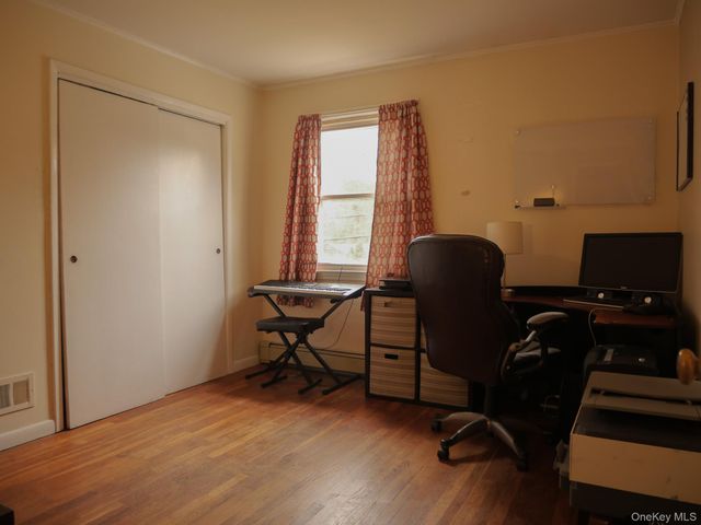 50 Kent Road, White Plains, NY 10603