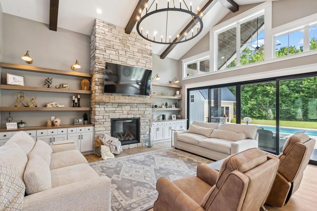 5470 Maple Glen Drive, Galena, OH 43021