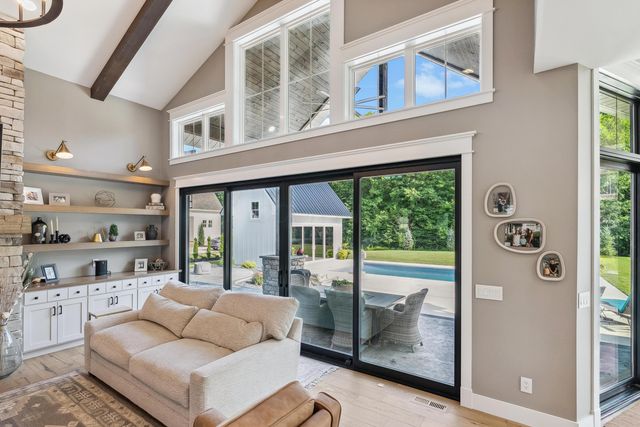 5470 Maple Glen Drive, Galena, OH 43021