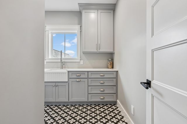 5470 Maple Glen Drive, Galena, OH 43021