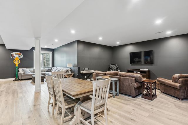 5470 Maple Glen Drive, Galena, OH 43021