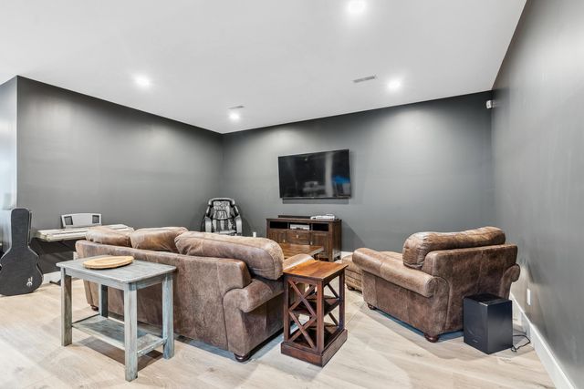 5470 Maple Glen Drive, Galena, OH 43021