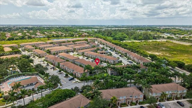 2478 SE 10th Court, Homestead, FL 33035
