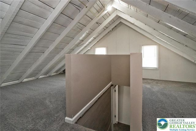 215 Lackawanna Avenue, Nazareth Boro, PA 18064