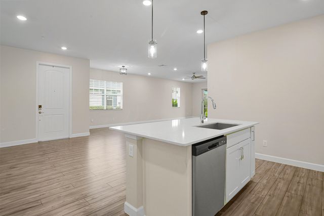 1217 HAYWAGON Trail, The Acreage, FL 33470