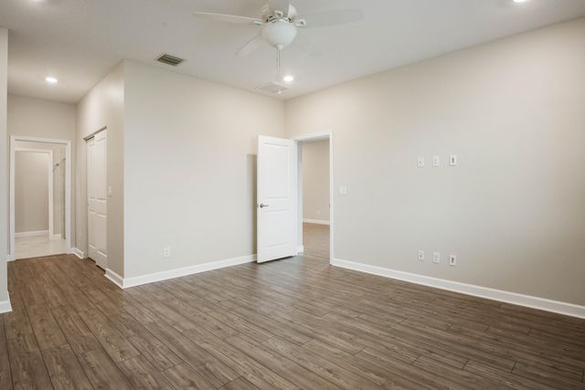 1217 HAYWAGON Trail, The Acreage, FL 33470