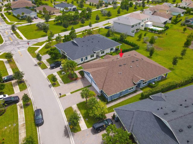 1217 HAYWAGON Trail, The Acreage, FL 33470