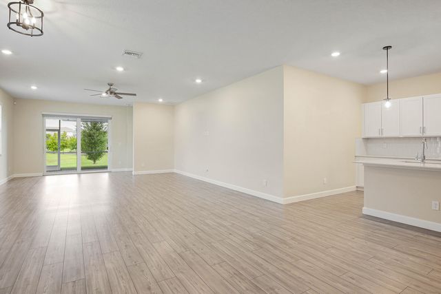 1217 HAYWAGON Trail, The Acreage, FL 33470