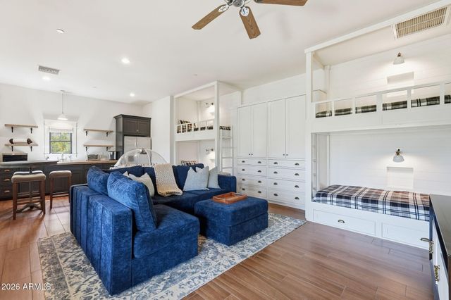 8202 N 74TH Place, Scottsdale, AZ 85258