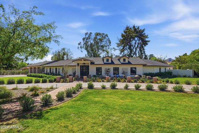 8202 N 74TH Place, Scottsdale, AZ 85258