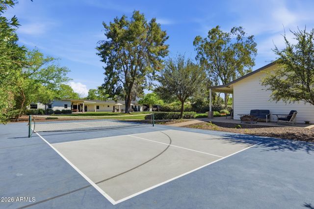 8202 N 74TH Place, Scottsdale, AZ 85258