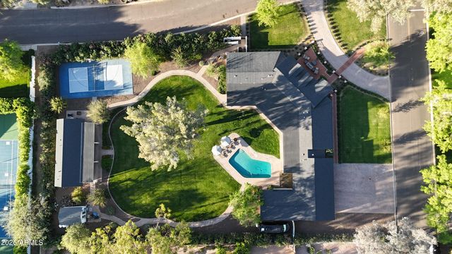 8202 N 74TH Place, Scottsdale, AZ 85258