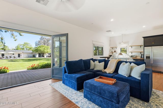 8202 N 74TH Place, Scottsdale, AZ 85258