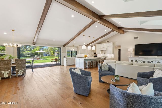 8202 N 74TH Place, Scottsdale, AZ 85258