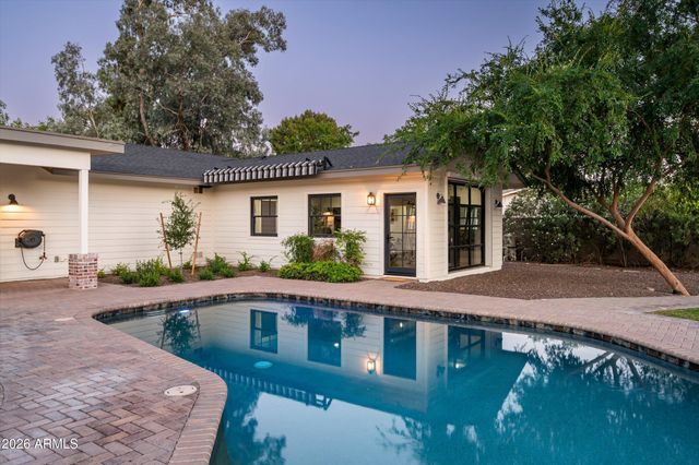 8202 N 74TH Place, Scottsdale, AZ 85258