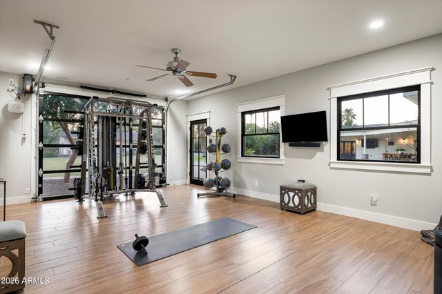 8202 N 74TH Place, Scottsdale, AZ 85258