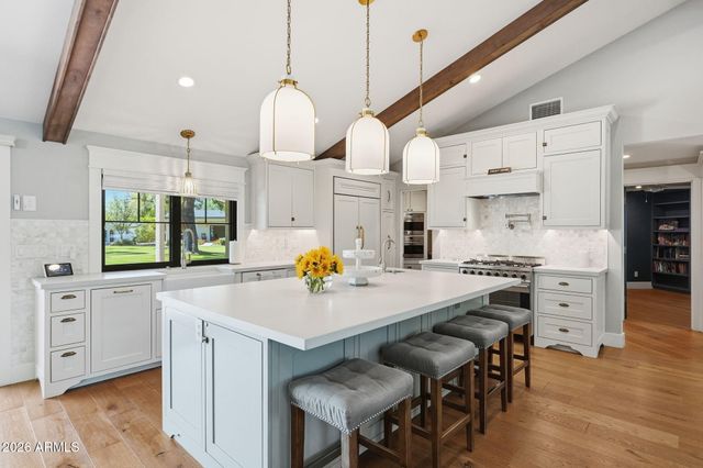 8202 N 74TH Place, Scottsdale, AZ 85258