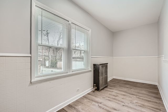 7449 S Vernon Avenue, Chicago, IL 60619