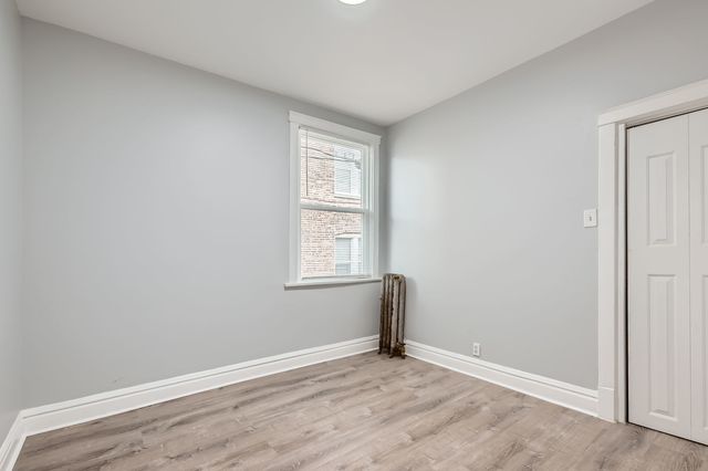 7449 S Vernon Avenue, Chicago, IL 60619