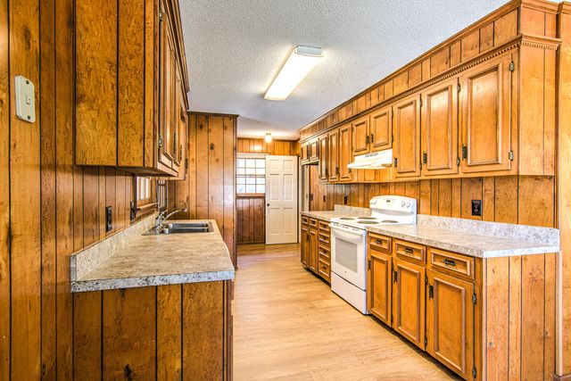 2829 Moss Creek Drive, Dalzell, SC 29040
