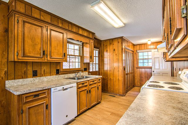2829 Moss Creek Drive, Dalzell, SC 29040