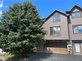 401 Spring Run Drive, Monroeville, PA 15146