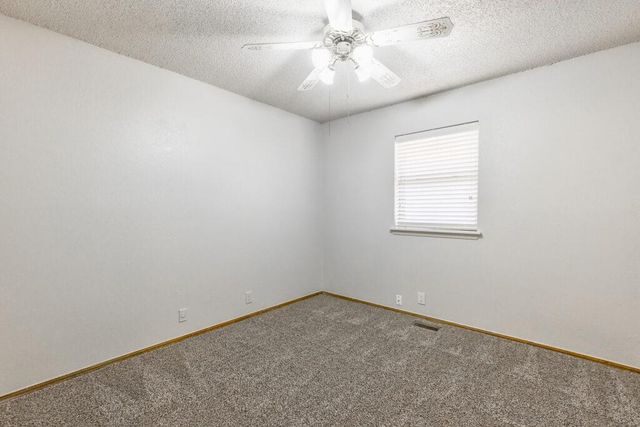 1324 Kelly Park Road, Edmond, OK 73003