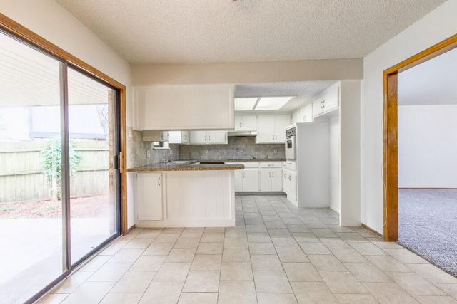 1324 Kelly Park Road, Edmond, OK 73003