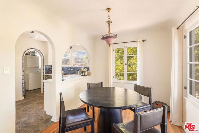 3359 Primera Drive, Los Angeles, CA 90068