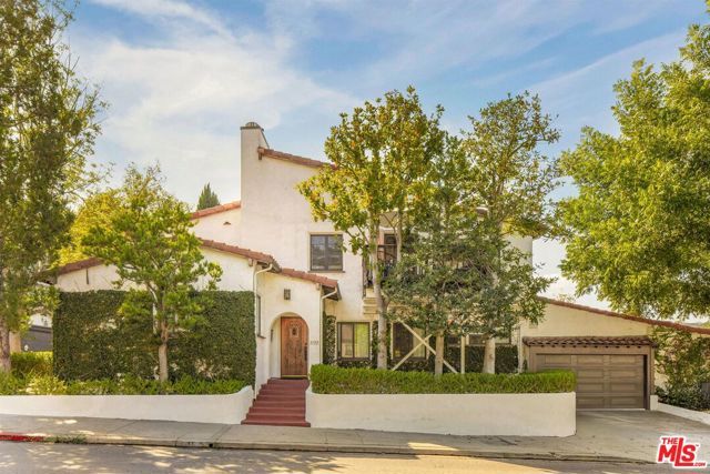 3359 Primera Drive, Los Angeles, CA 90068