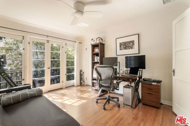 3359 Primera Drive, Los Angeles, CA 90068