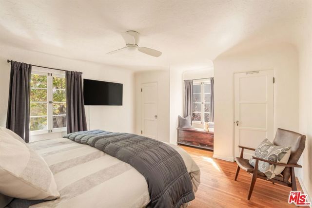 3359 Primera Drive, Los Angeles, CA 90068