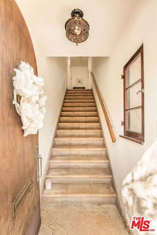 3359 Primera Drive, Los Angeles, CA 90068