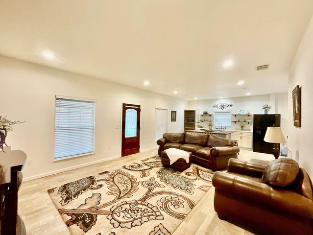 544 Keathley Road, Lufkin, TX 75904