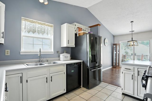 435 Driftwood Court, Franklin, IN 46131