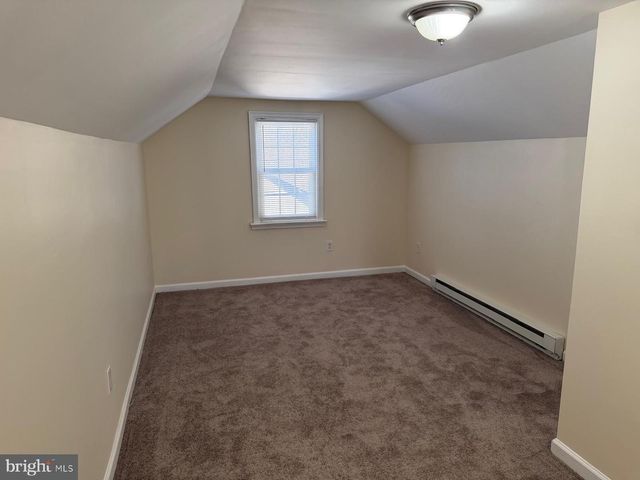 604 FALLON AVE, Wilmington, DE 19804